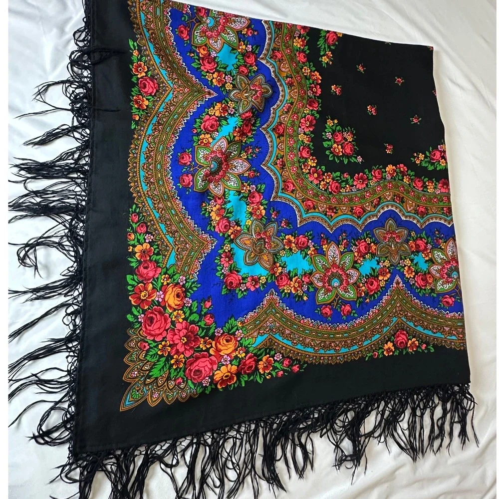 Vintage Pavlovo Posad Wool Shawl scarf Black Blue Floral Paisley Scarf Lg READ